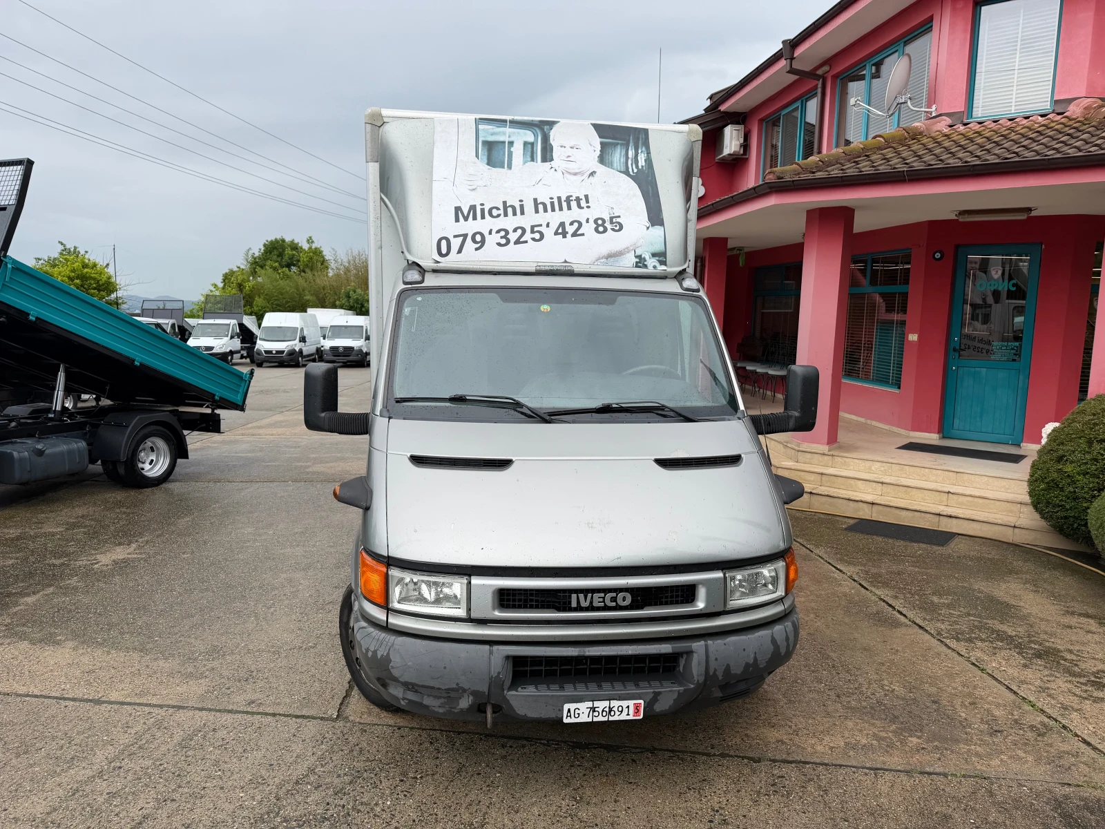 Iveco Daily 35C12* 2.3HPT* 4.20 метра фургон, снимка 2 - Бусове и автобуси - 54751293