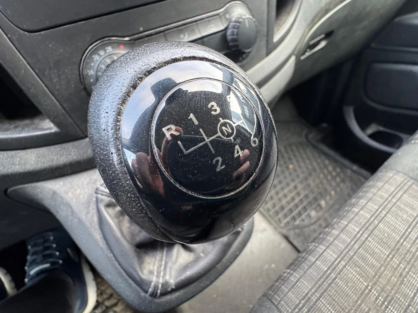 Mercedes-Benz Vito 1.5 DCI500, снимка 3 - Бусове и автобуси - 55904891