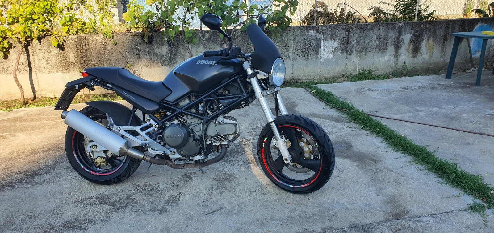 Ducati Monster Dark - изображение 2