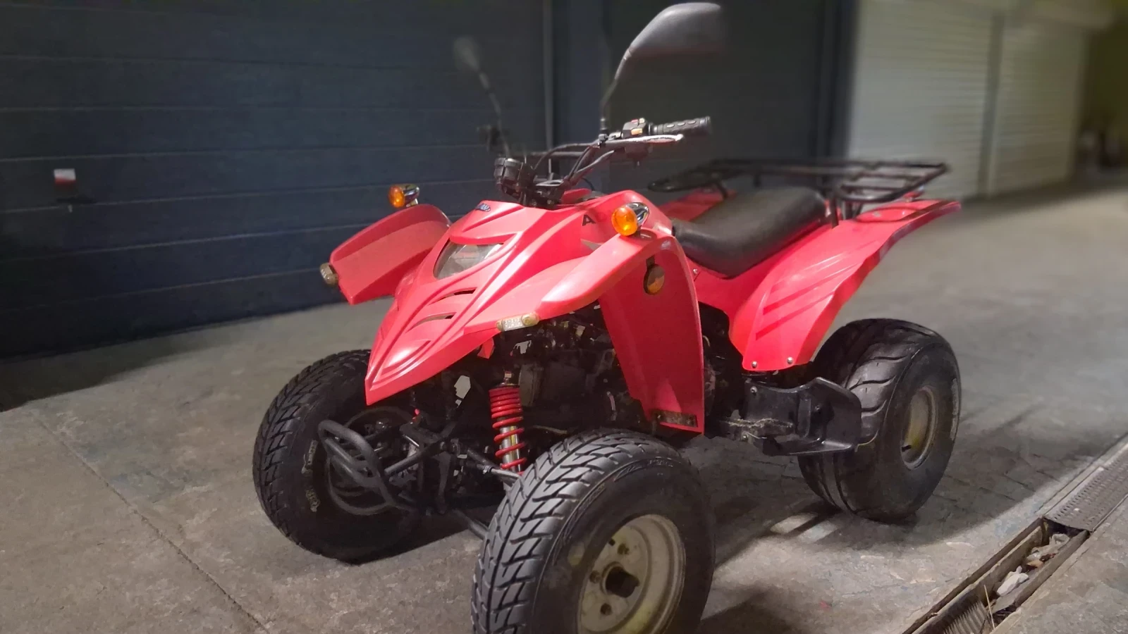 ADLI 300     | Mobile.bg   2