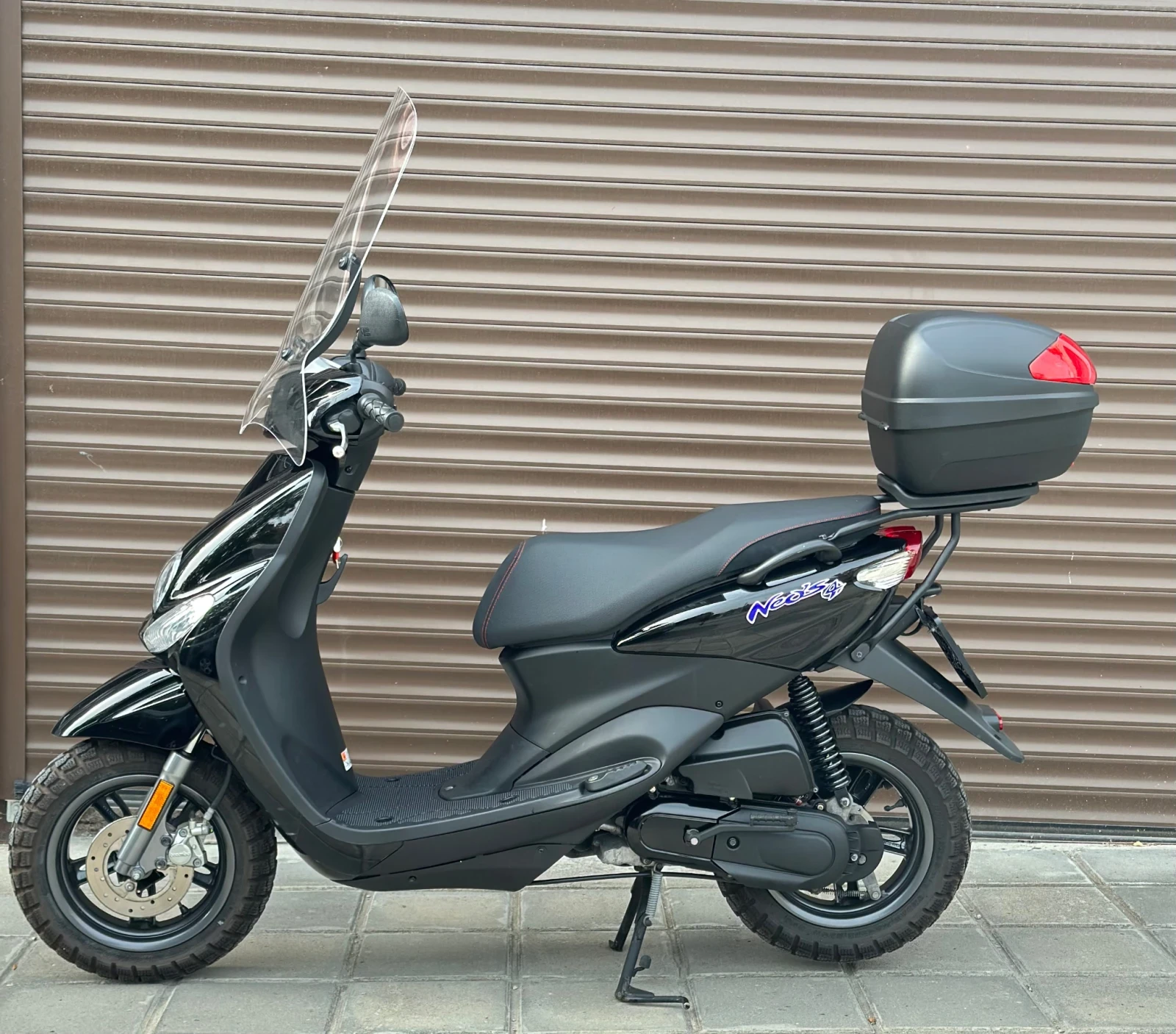 Yamaha Neos YN 50 на 3360 км, Нов внос от Швейцария , снимка 2 - Мотоциклети и мототехника - 55942680