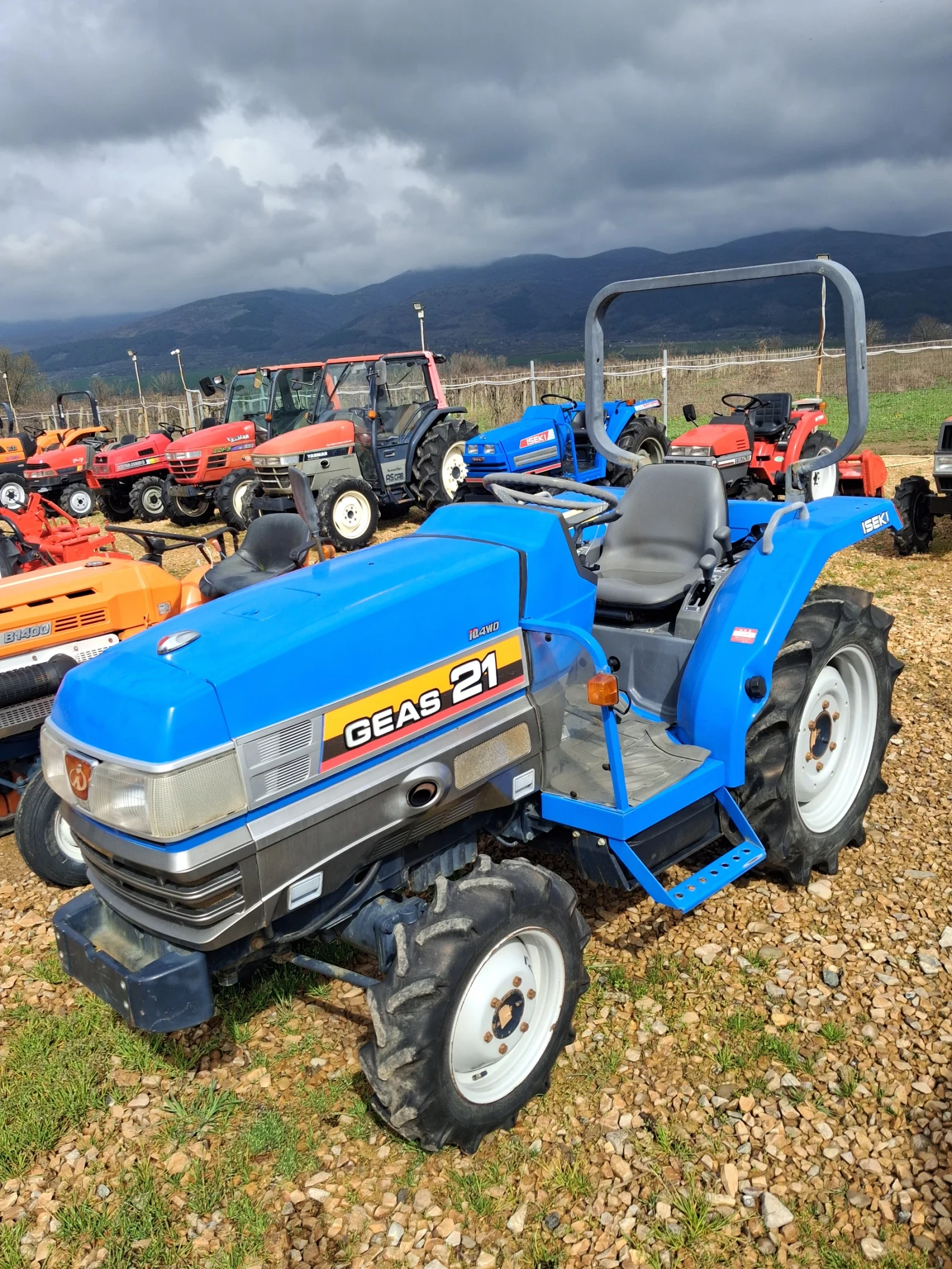 Трактор Kubota