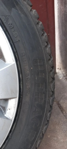 Гуми Зимни 225/50R17, снимка 12