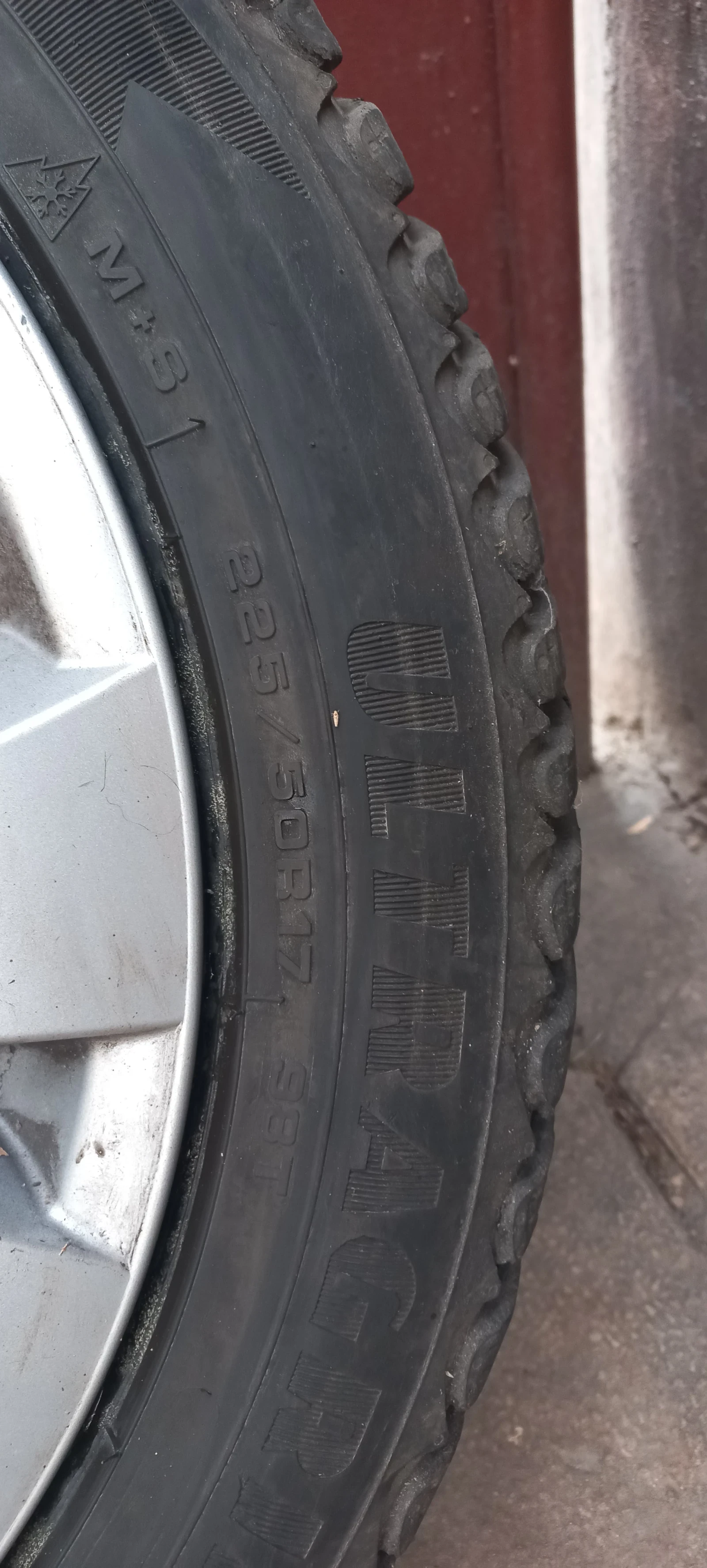 ���� 225/50R17 | Mobile.bg � ����������� 12