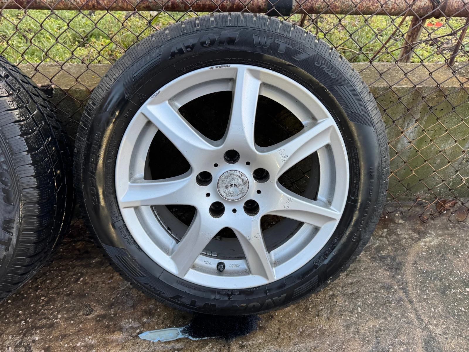 ���� � ������ 205/55R16 �� Kia Ceed | Mobile.bg � ����������� 5