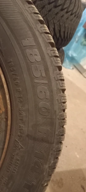 Гуми Зимни 185/60R14, снимка 9 - Гуми и джанти - 49205996