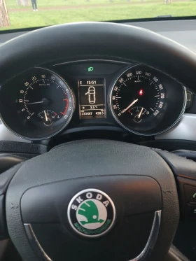 Skoda Superb, снимка 6