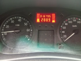 Renault Clio 1.2 16v - 1299 € / 2540.62 лв. - 33455776 6