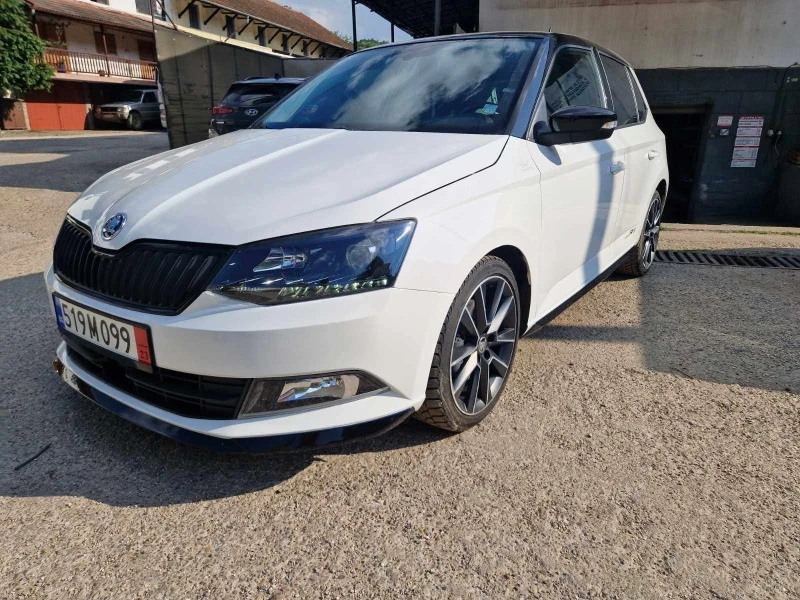 Skoda Fabia R-Edition, снимка 1 - Автомобили и джипове - 47081880