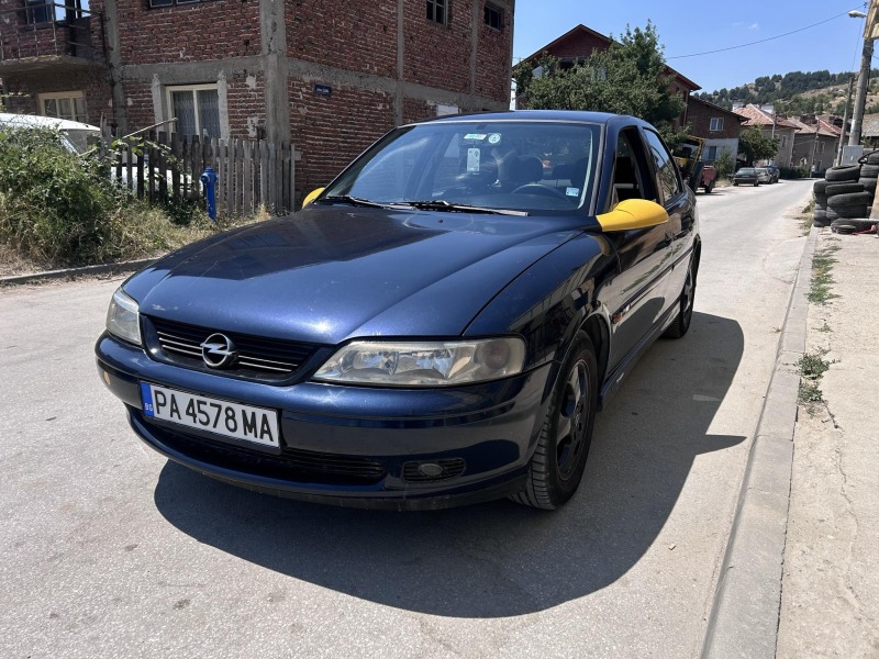 Opel Vectra, снимка 1 - Автомобили и джипове - 46643203