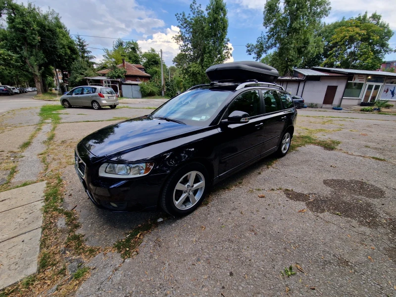 Volvo V50 D4, снимка 2 - Автомобили и джипове - 46993427