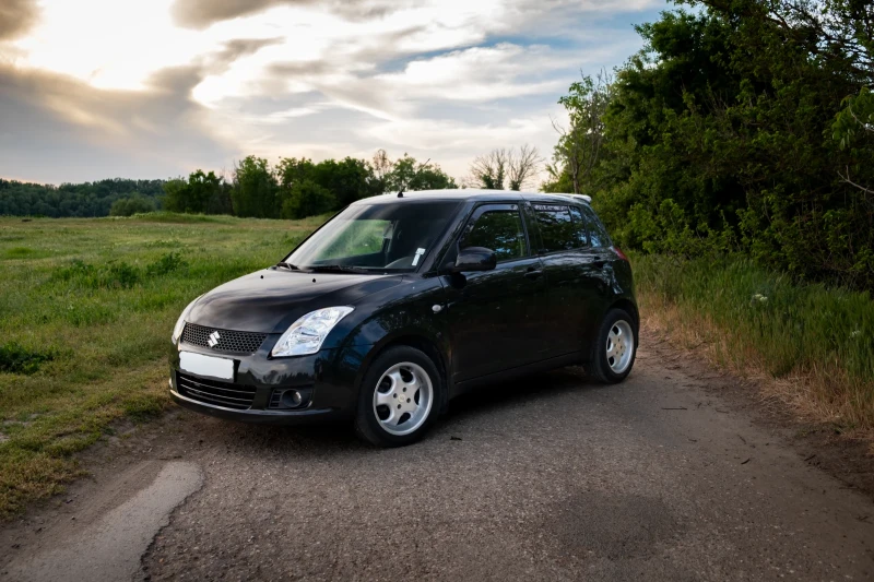 Suzuki Swift 1.3, снимка 5 - Автомобили и джипове - 52455043