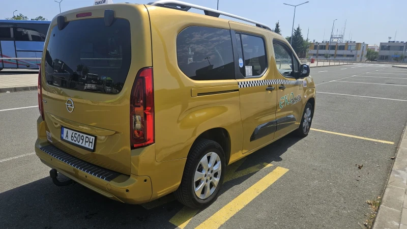 Opel Combo 1.5CDTI, снимка 2 - Автомобили и джипове - 51215089