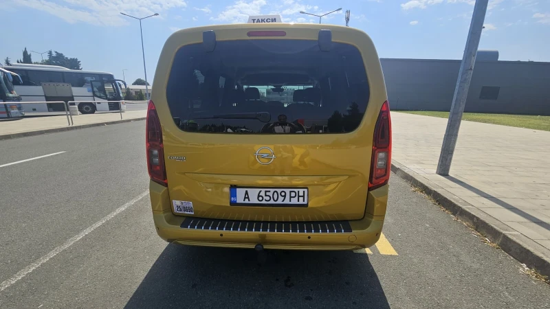 Opel Combo 1.5CDTI, снимка 4 - Автомобили и джипове - 51215089