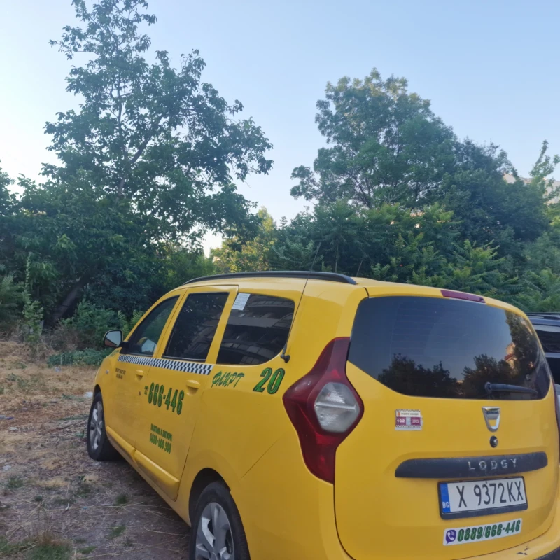 Dacia Lodgy, снимка 4 - Автомобили и джипове - 52591196