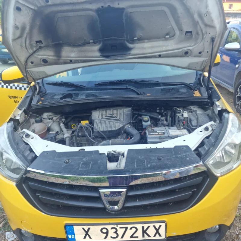 Dacia Lodgy, снимка 5 - Автомобили и джипове - 52591196