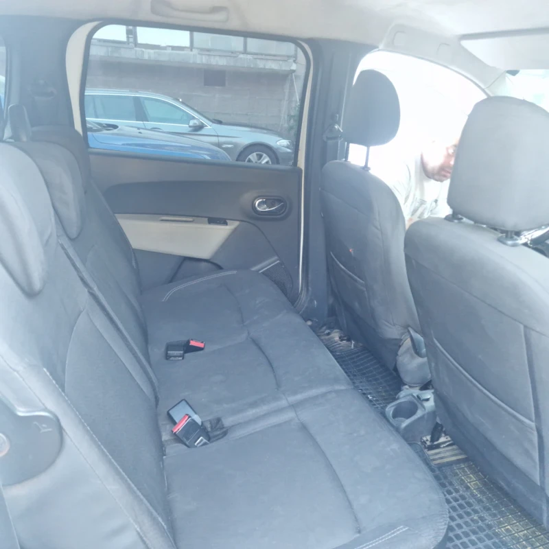 Dacia Lodgy, снимка 12 - Автомобили и джипове - 52591196