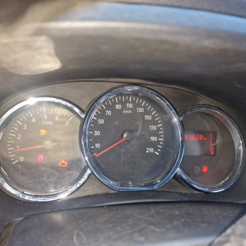 Dacia Lodgy, снимка 8 - Автомобили и джипове - 52591196