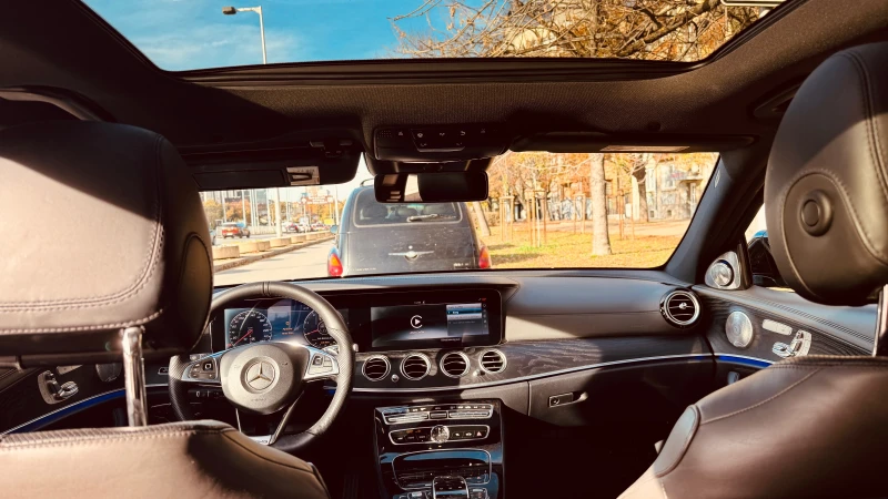 Mercedes-Benz E 350 AMG , снимка 8 - Автомобили и джипове - 52255094