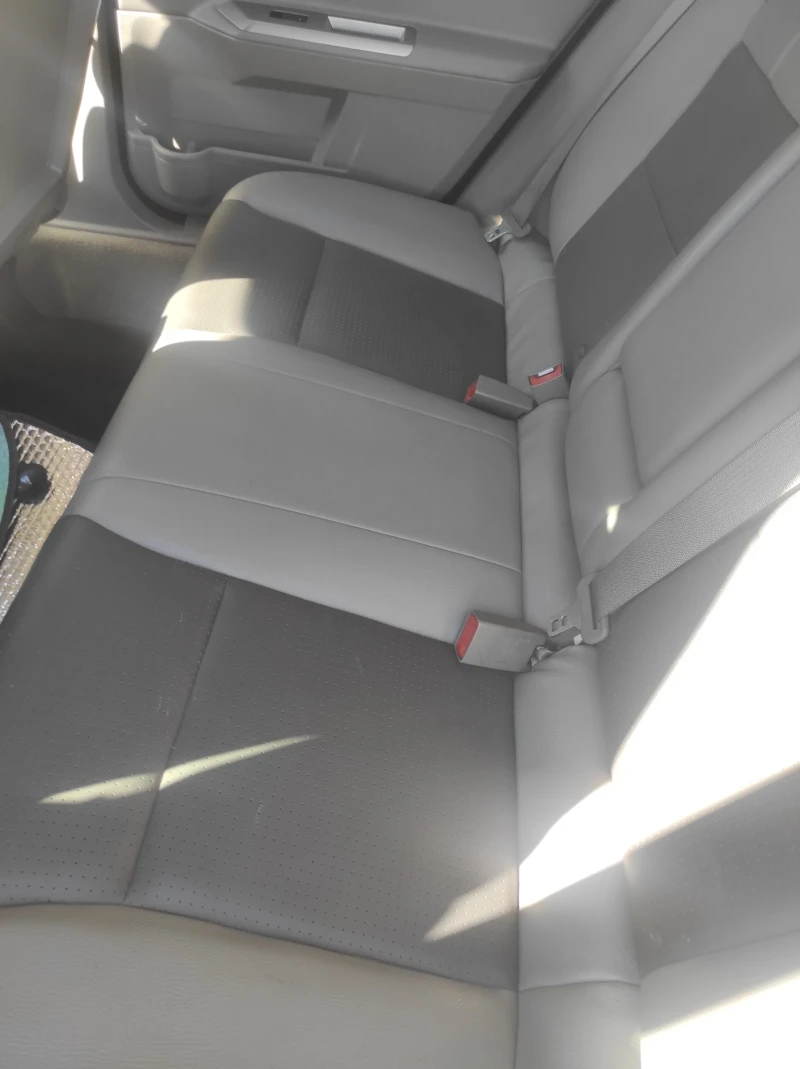 Dodge Avenger SXT, снимка 5 - Автомобили и джипове - 52269698