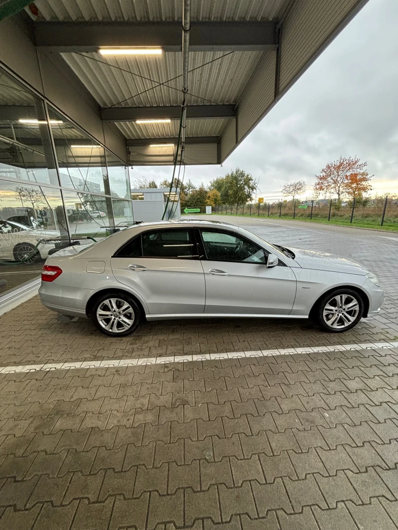 Mercedes-Benz E 350, снимка 4 - Автомобили и джипове - 52617424