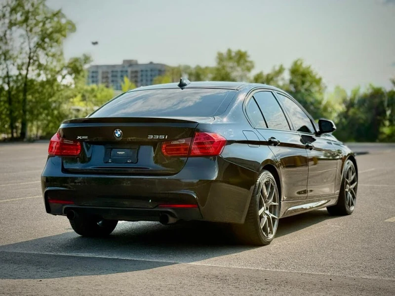 BMW 335 xDrive Sedan AWD, снимка 4 - Автомобили и джипове - 52705195