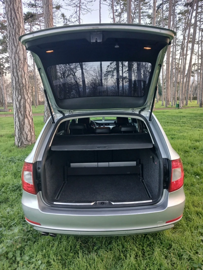 Skoda Superb, снимка 11 - Автомобили и джипове - 52857740