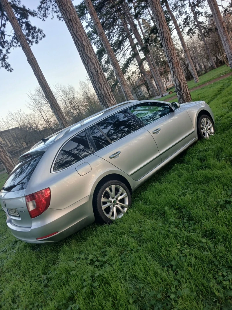 Skoda Superb, снимка 3 - Автомобили и джипове - 52857740