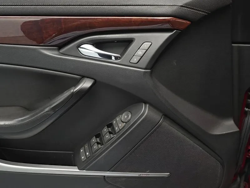 Cadillac Cts 3.6 AWD, снимка 16 - Автомобили и джипове - 54462365
