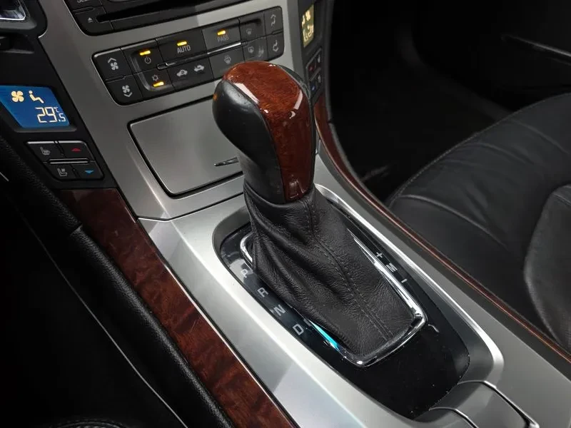 Cadillac Cts 3.6 AWD, снимка 9 - Автомобили и джипове - 54462365