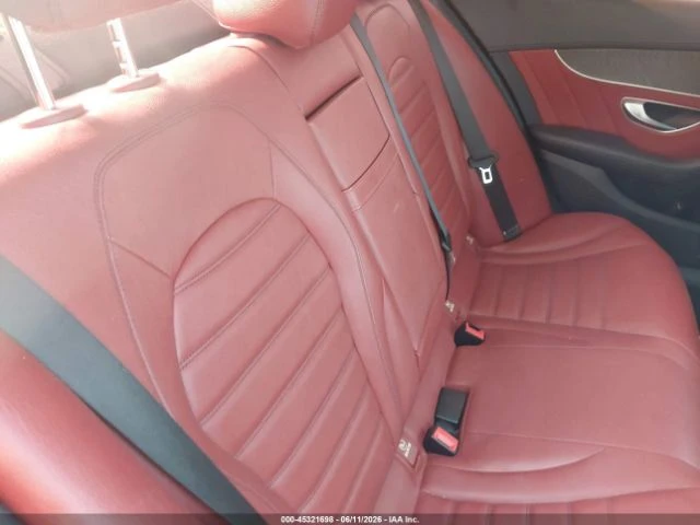 Mercedes-Benz C 300 AMG* 4MATIC* КОЖА* ПОДГРЕВ* ПАНОРАМА* КАМЕРА* BURM, снимка 7 - Автомобили и джипове - 54935570