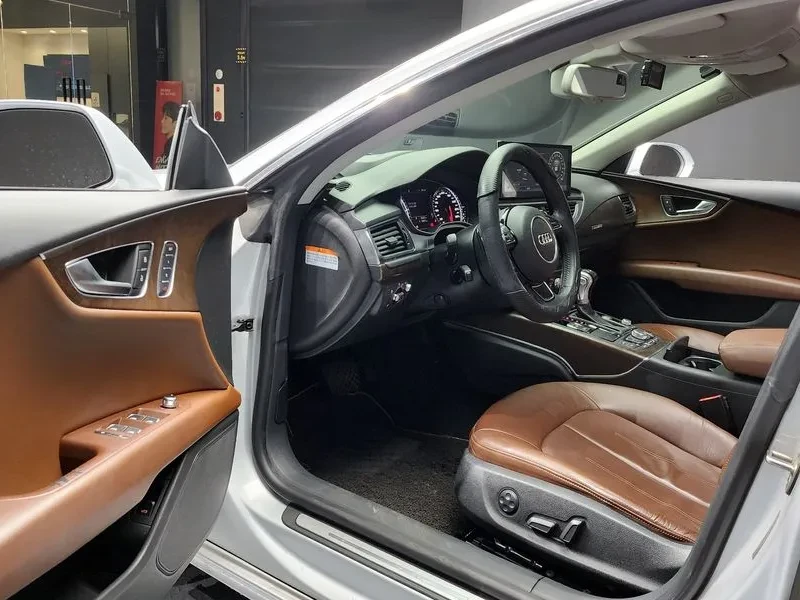 Audi A7 3.0 Tfsi Quattro Dynamic 4G  , снимка 10 - Автомобили и джипове - 54996484