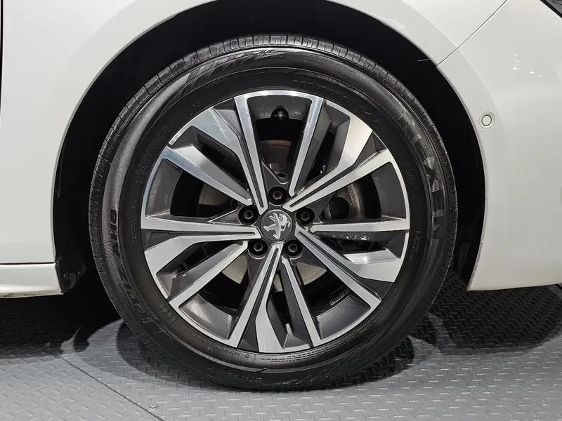Peugeot 508 1.5 Bluehdi Allure, снимка 5 - Автомобили и джипове - 55830746