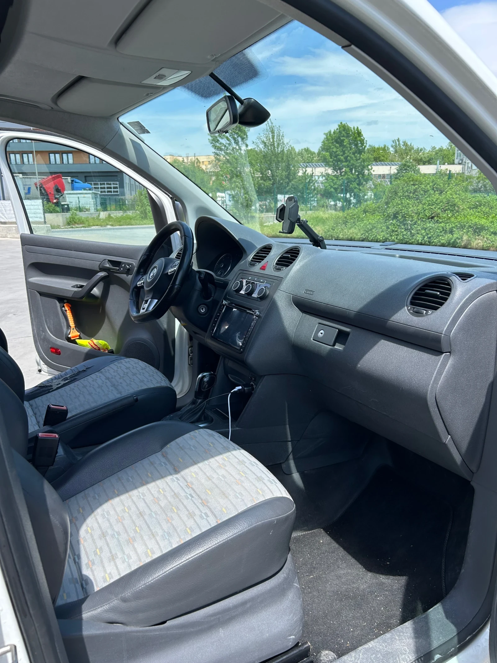 VW Caddy  - изображение 9