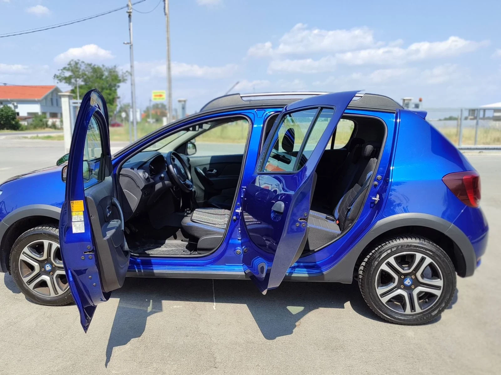 Dacia Sandero  - изображение 3