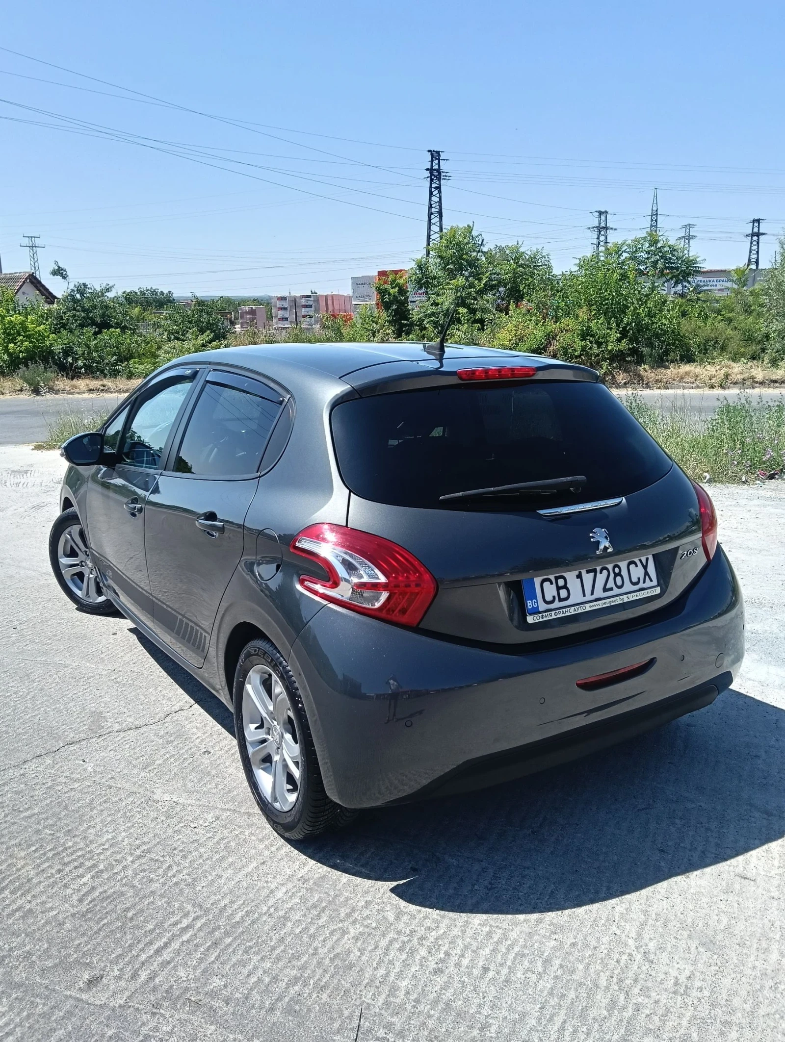 Peugeot 208 1.2i vti - изображение 7