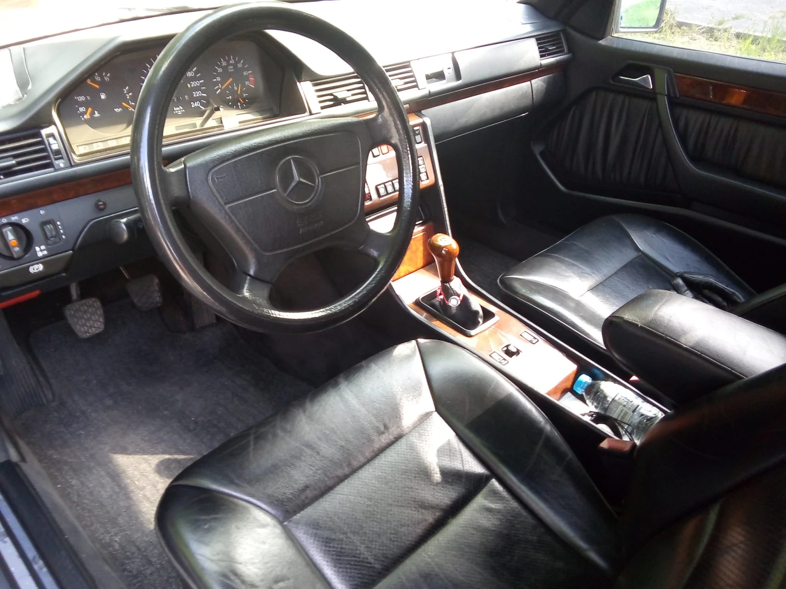 Mercedes-Benz 124 2.0 136 - изображение 3