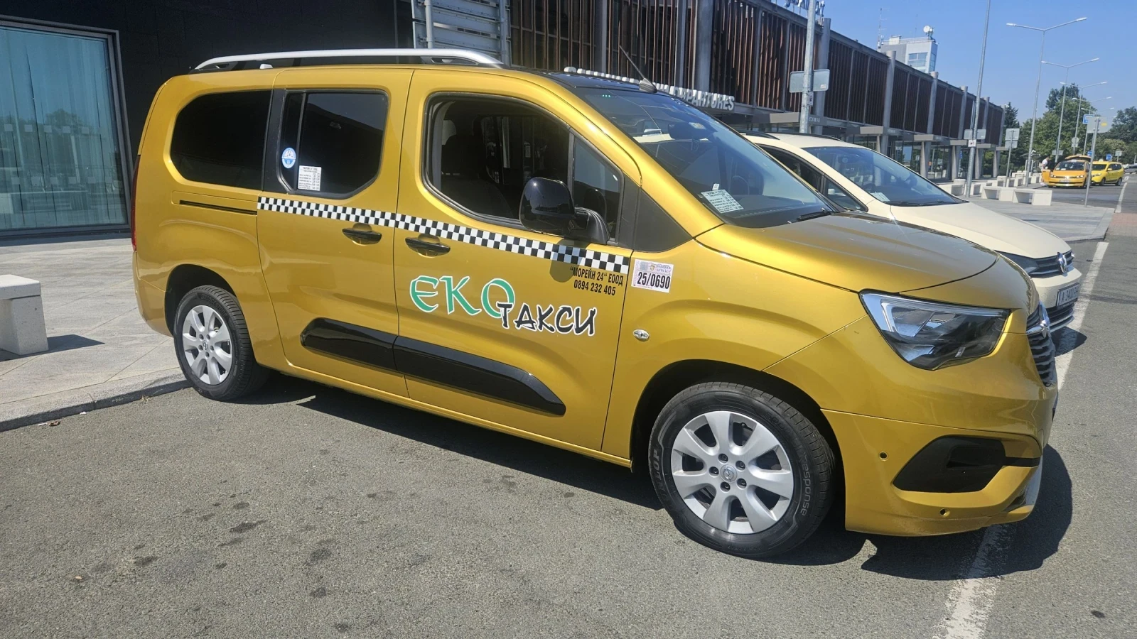 Opel Combo 1.5CDTI-7 МЕСТЕН, снимка 15 - Автомобили и джипове - 51215089