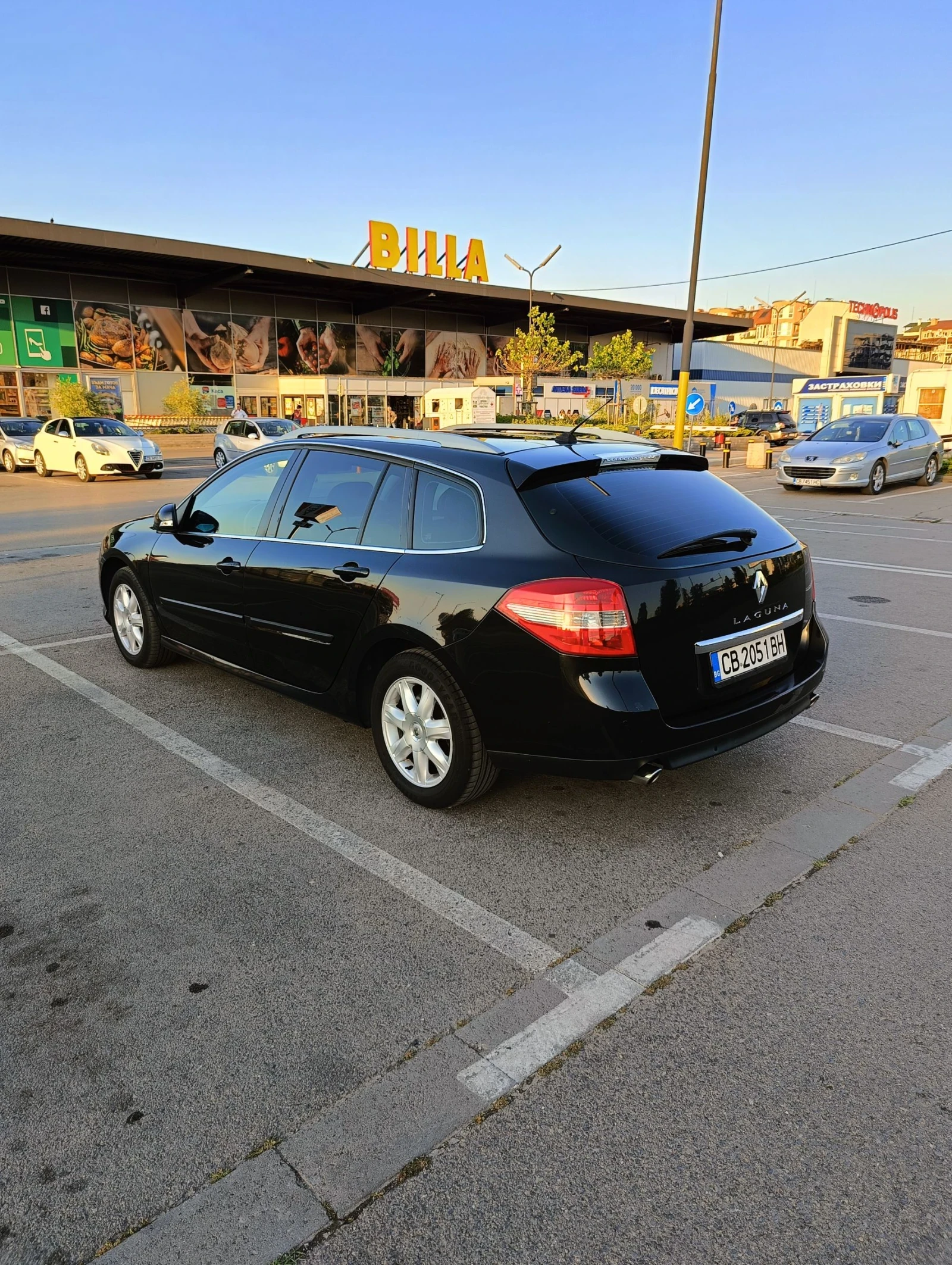 Renault Laguna Grandtour III - 2.0 dci 150 К.с. - изображение 4