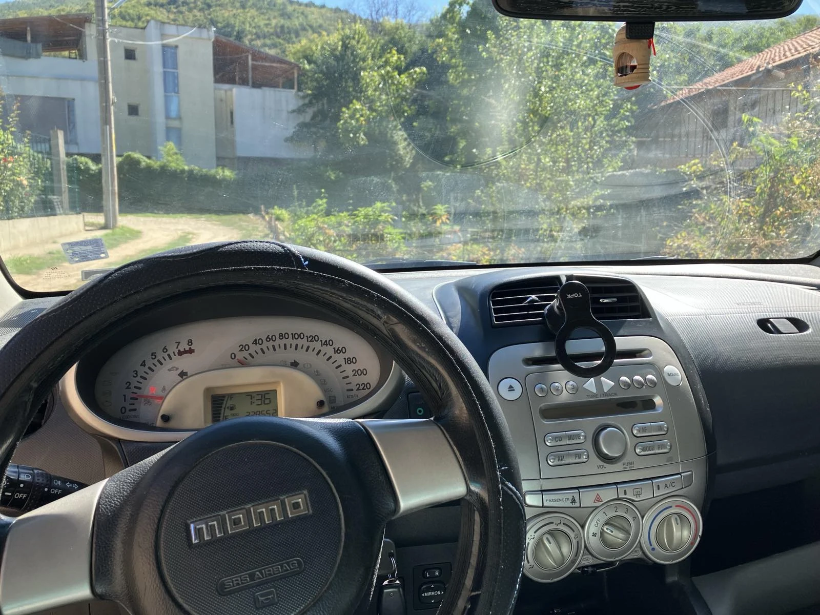 Daihatsu Sirion  - изображение 2