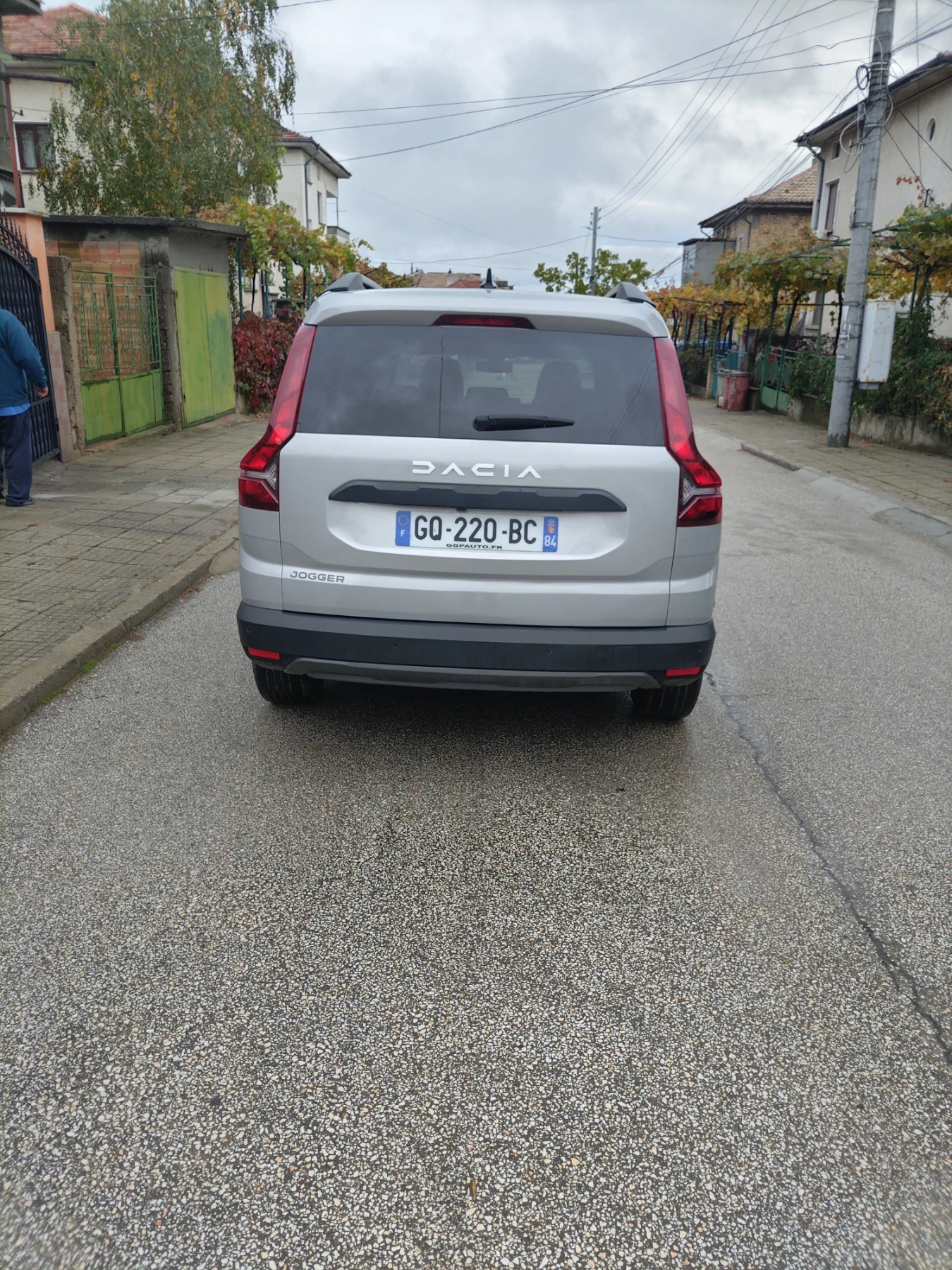 Dacia Jogger 1.0 LPG ШЕСТ СКОРОСТИ  - изображение 9