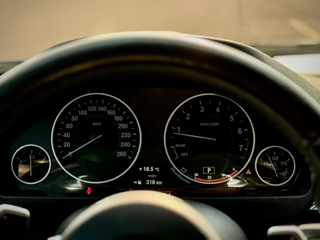 BMW 335 xDrive Sedan AWD | Mobile.bg   8