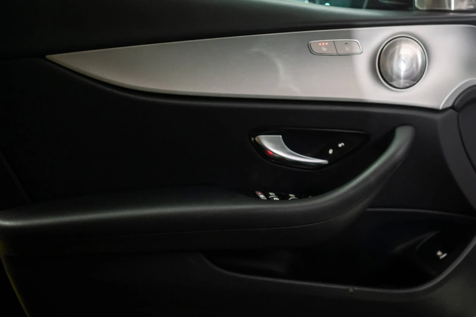 Mercedes-Benz E 220 D FULL AMG LINE FACELIFT BURMEISTER ������ 100% | Mobile.bg � ����������� 11