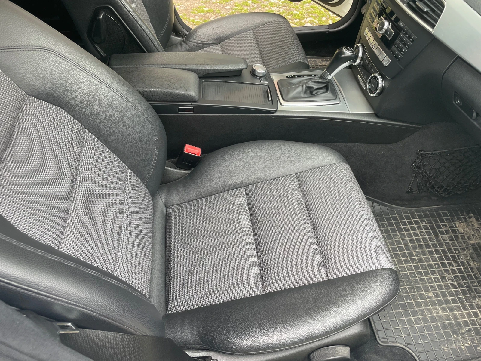 Mercedes-Benz C 180 1.8, снимка 9 - Автомобили и джипове - 54135473