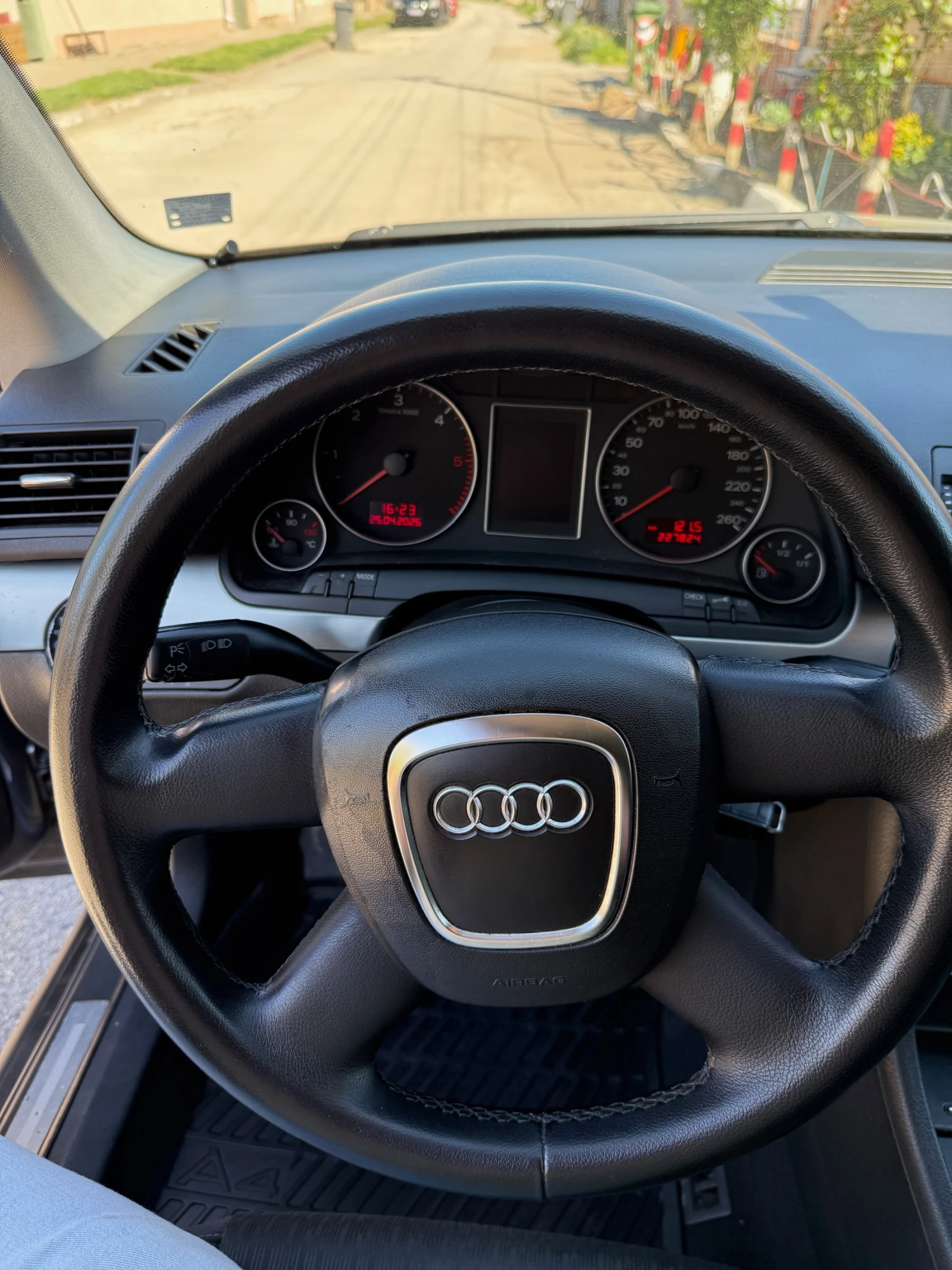 Audi A4, снимка 7 - Автомобили и джипове - 54332032