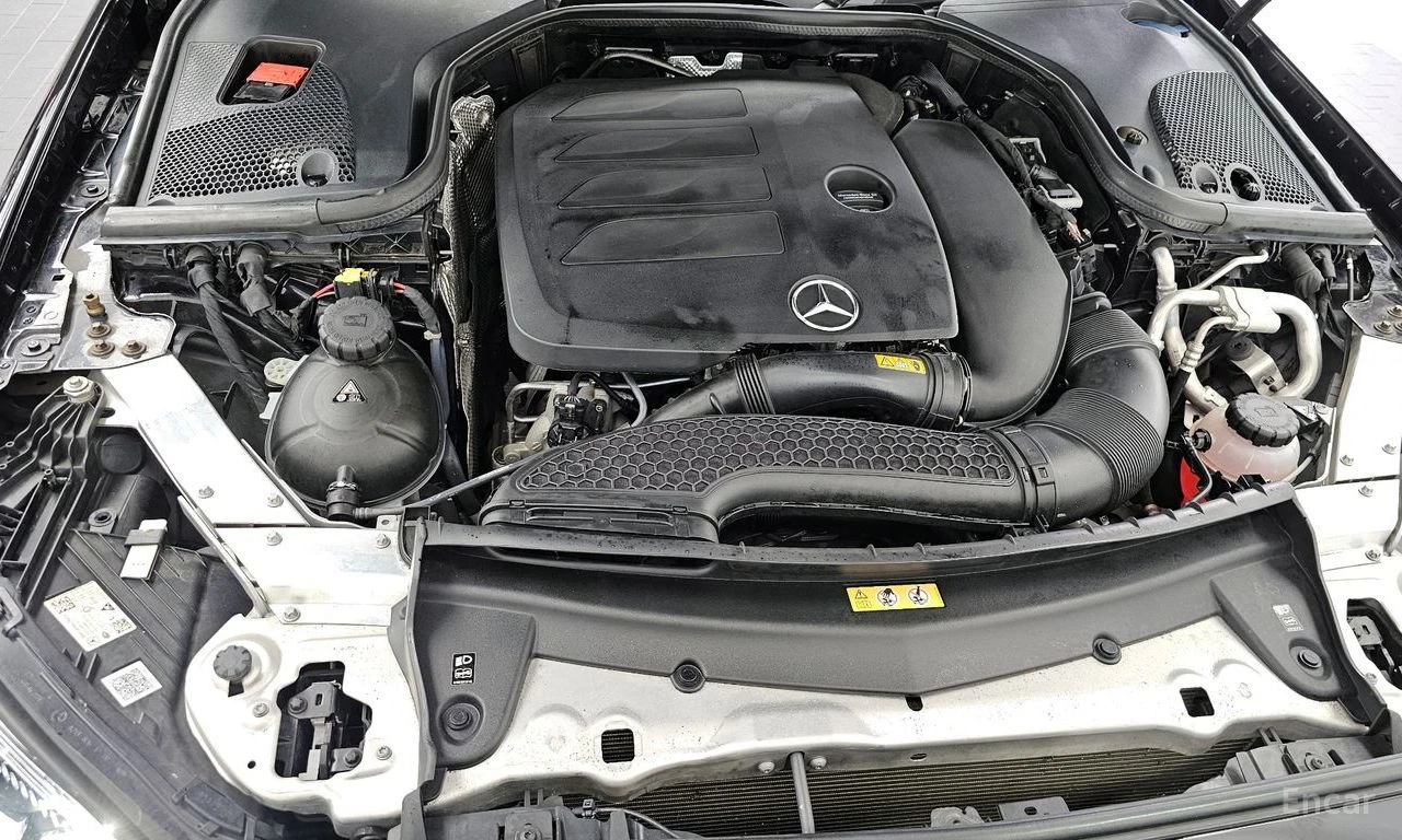 Mercedes-Benz E 350 4MATIC* DISTRONIC* 360CAMERA* HEAD-UP* SUNROOF* , снимка 17 - Автомобили и джипове - 54578177