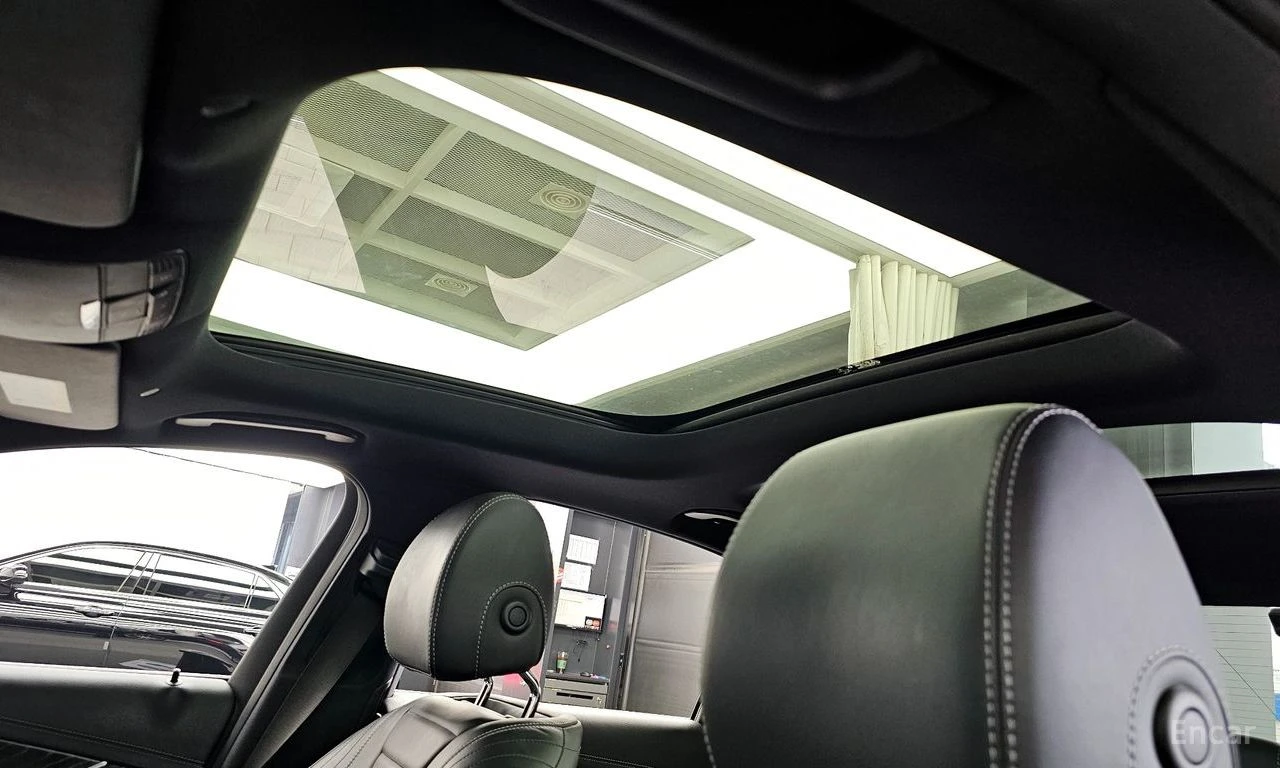 Mercedes-Benz E 350 4MATIC* DISTRONIC* 360CAMERA* HEAD-UP* SUNROOF* , снимка 14 - Автомобили и джипове - 54578177