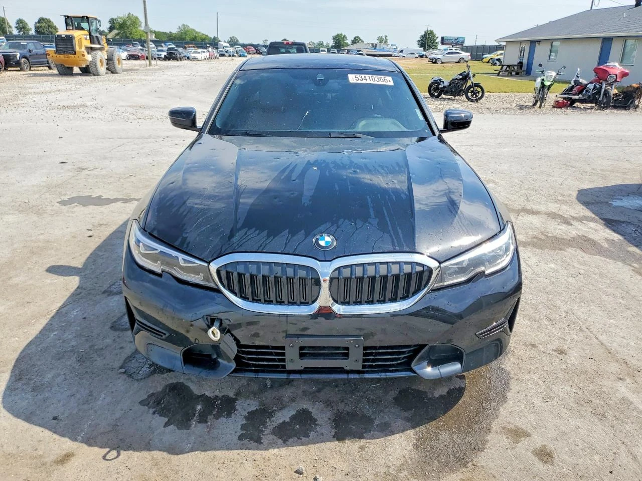 BMW 330 2.0l Xi, снимка 5 - Автомобили и джипове - 54919448