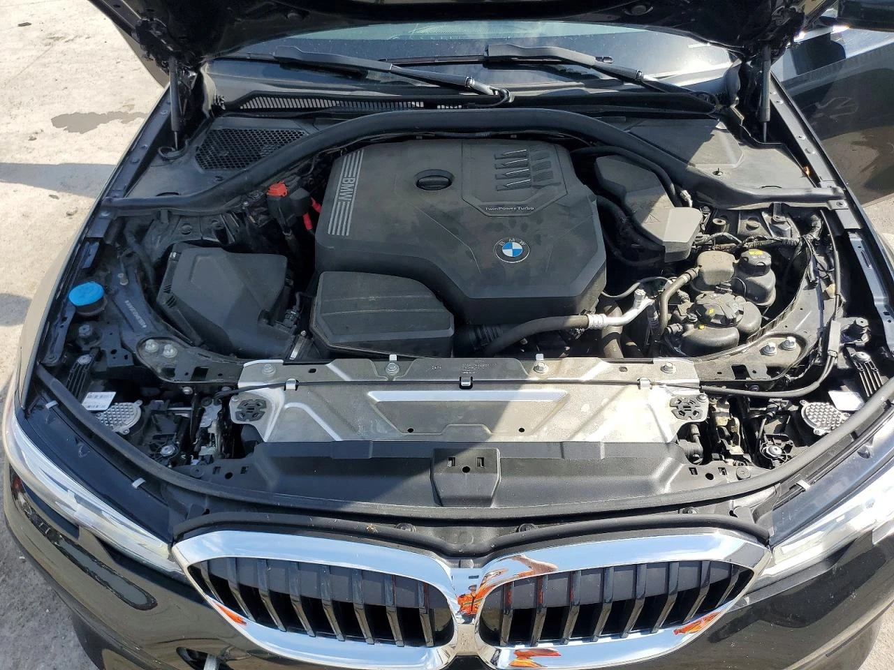 BMW 330 2.0l Xi, снимка 11 - Автомобили и джипове - 54919448