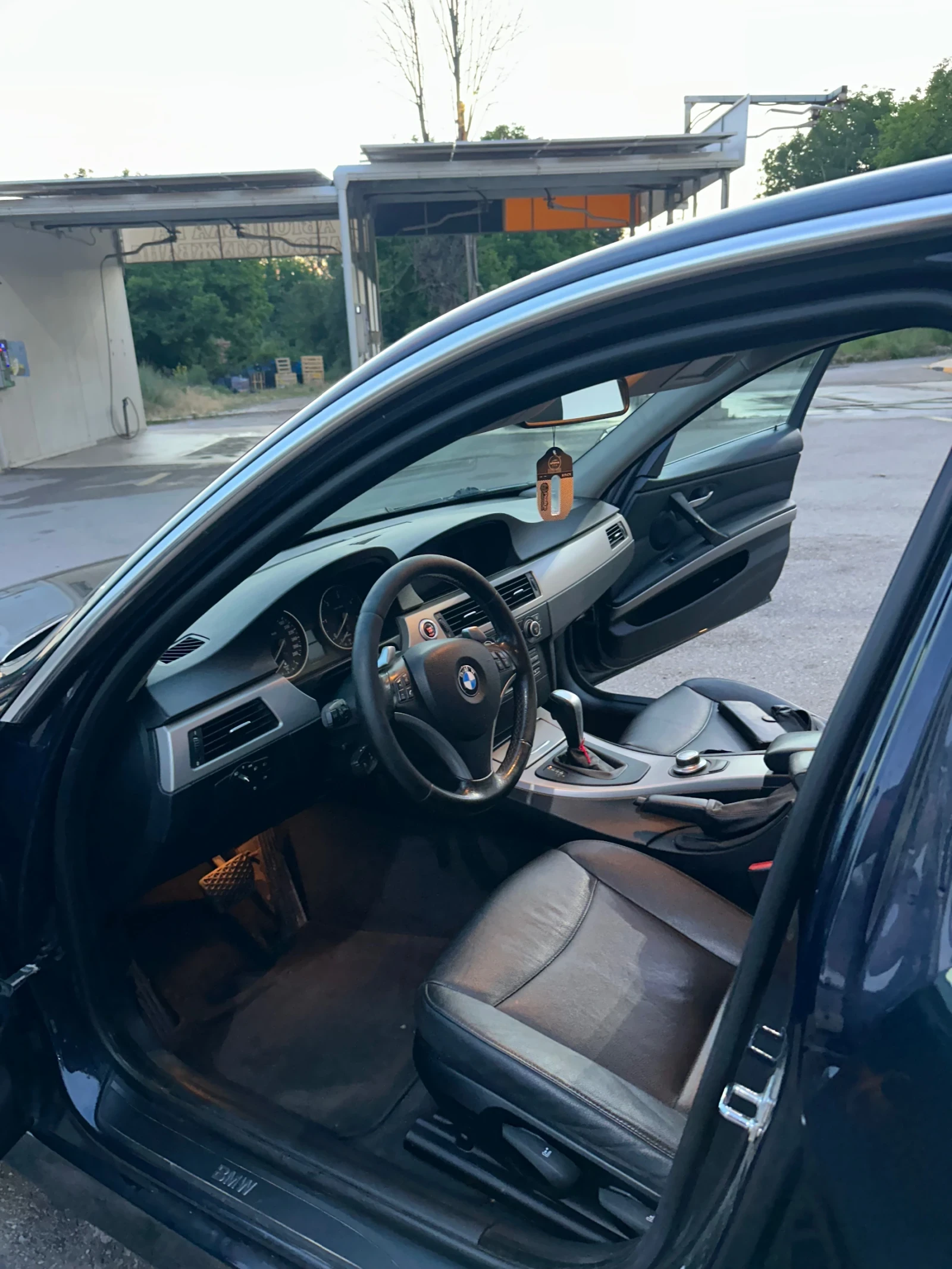 BMW 335, снимка 9 - Автомобили и джипове - 55298799